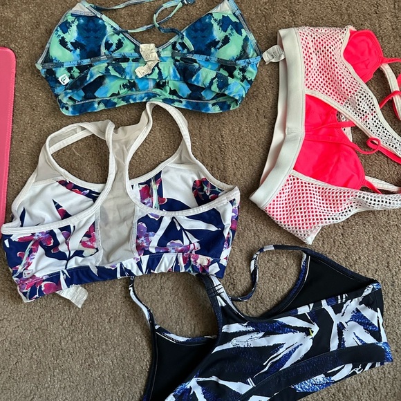 Fabletics xs lot - Picture 2 of 2